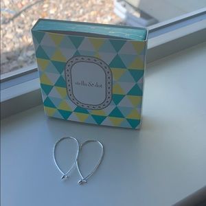 Stella and Dot small hammered wire hoops